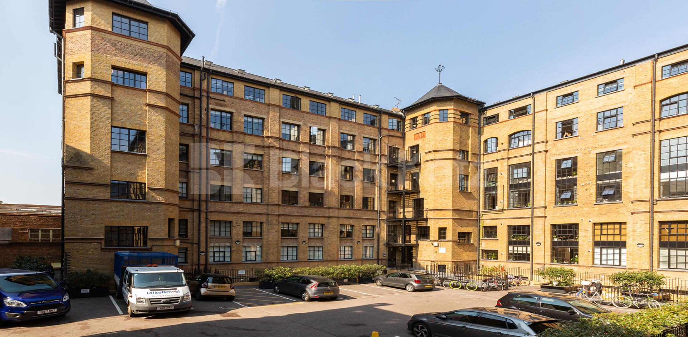 			REFURBISHED 2 BED WAREHOUSE APARTMENT , 2 Bedroom, 1 bath, 1 reception Apartment			 SPRINGFIELD HOUSE LOFTS-TYSSEN STREET, DALSTON/HAGGERSTON